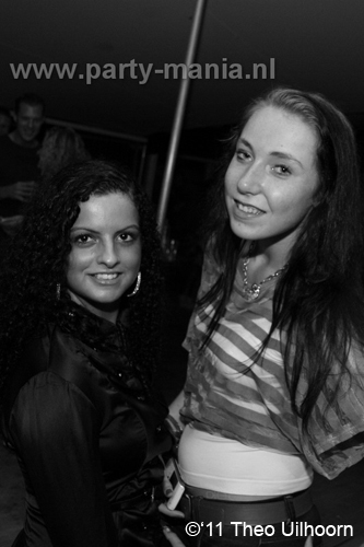 110910_023_gekkehouse_beachclub_gotcha_partymania_denhaag