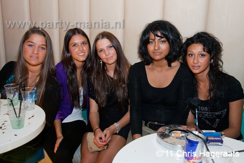 110917_005_keizer_club_leparis_partymania_denhaag