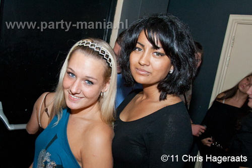 110917_007_keizer_club_leparis_partymania_denhaag