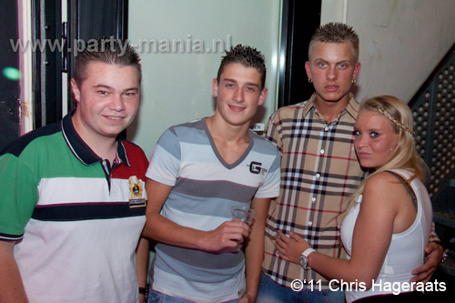 110917_013_keizer_club_leparis_partymania_denhaag