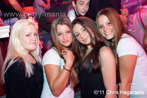 110917_048_keizer_club_leparis_partymania_denhaag