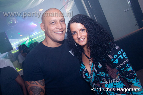 110917_063_keizer_club_leparis_partymania_denhaag