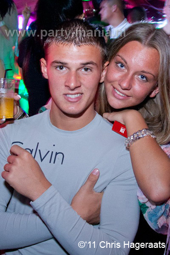 110917_067_keizer_club_leparis_partymania_denhaag