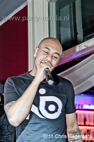 110917_073_keizer_club_leparis_partymania_denhaag