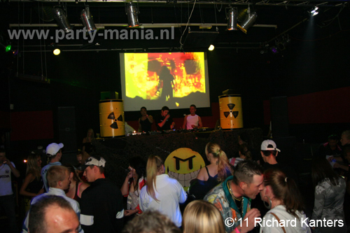 111008_009_beukgevaar_bazart_partymania_denhaag