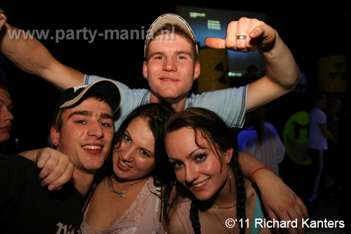 111008_049_beukgevaar_bazart_partymania_denhaag