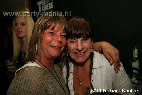 111008_094_beukgevaar_bazart_partymania_denhaag