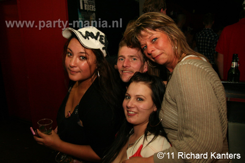 111008_099_beukgevaar_bazart_partymania_denhaag