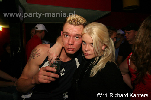 111008_113_beukgevaar_bazart_partymania_denhaag