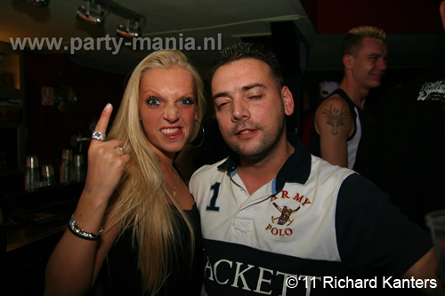 111008_120_beukgevaar_bazart_partymania_denhaag