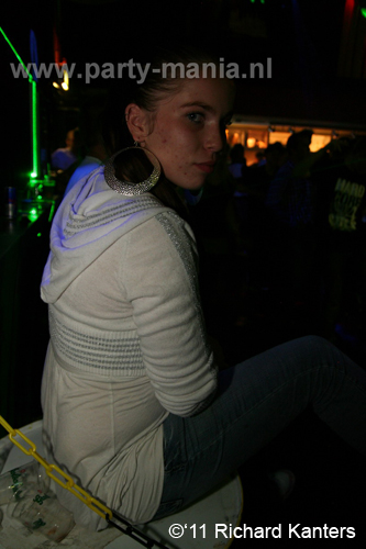 111008_123_beukgevaar_bazart_partymania_denhaag