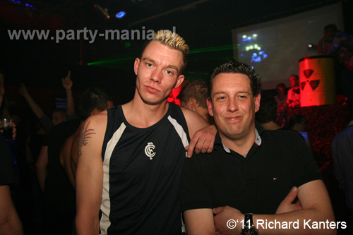 111008_125_beukgevaar_bazart_partymania_denhaag