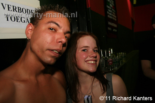 111008_172_beukgevaar_bazart_partymania_denhaag