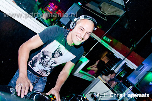 111022_005_paris_and_friends_partymania_denhaag