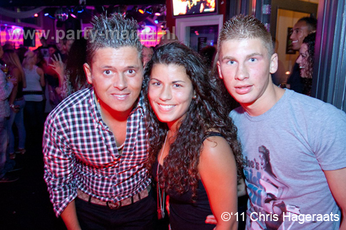 111022_008_paris_and_friends_partymania_denhaag