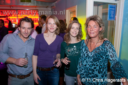 111022_016_paris_and_friends_partymania_denhaag