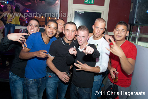 111022_027_paris_and_friends_partymania_denhaag