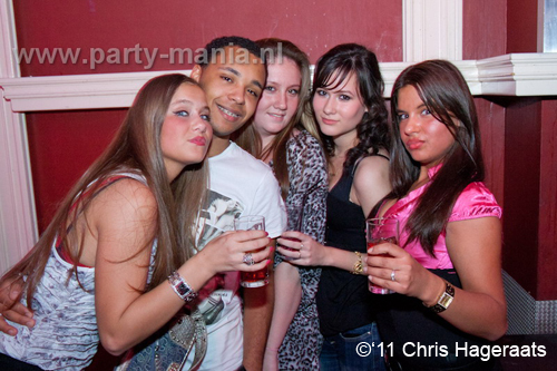 111022_047_paris_and_friends_partymania_denhaag