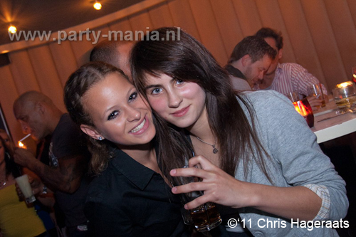 111022_081_paris_and_friends_partymania_denhaag