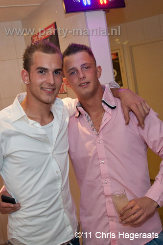 111022_115_paris_and_friends_partymania_denhaag