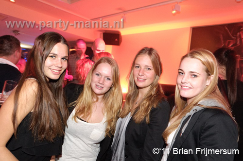 111022_007_venus_luden_partymania_denhaag