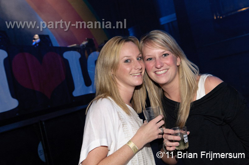 111112_009_i_love_los_paard_van_troje_partymania_denhaag