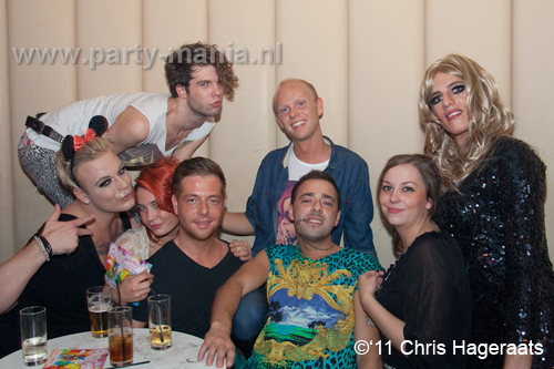 111126_153_manjefiek_club_leparis_partymania_denhaag