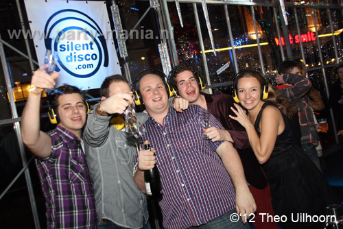 111231_022_look_at_yourself_partymania_denhaag