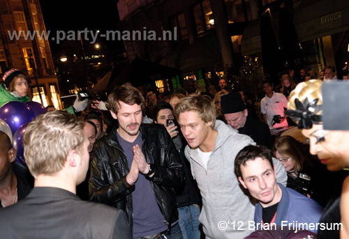 120210_004_club_manjefiek_partymania_denhaag