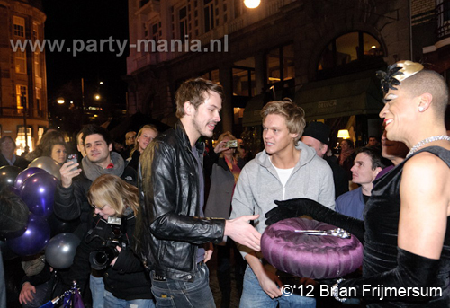 120210_005_club_manjefiek_partymania_denhaag