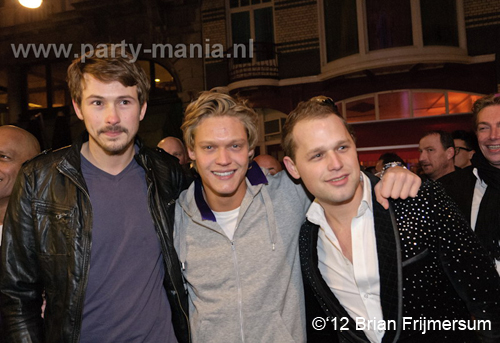 120210_018_club_manjefiek_partymania_denhaag