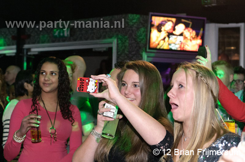 120210_052_club_manjefiek_partymania_denhaag