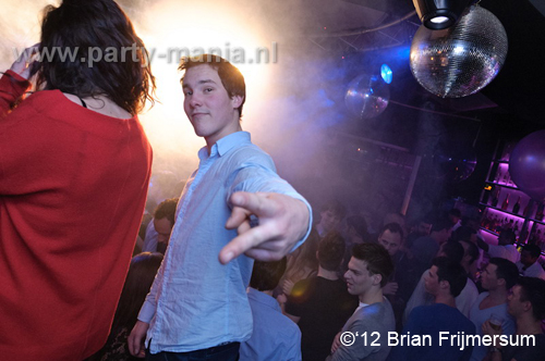120210_069_club_manjefiek_partymania_denhaag