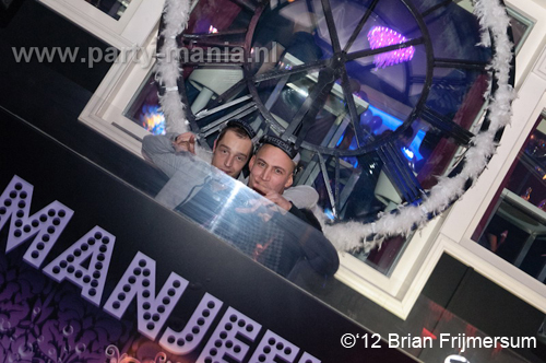 120210_084_club_manjefiek_partymania_denhaag