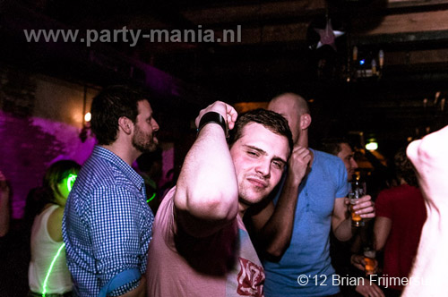 120302_015_rootz_denhaag_partymania