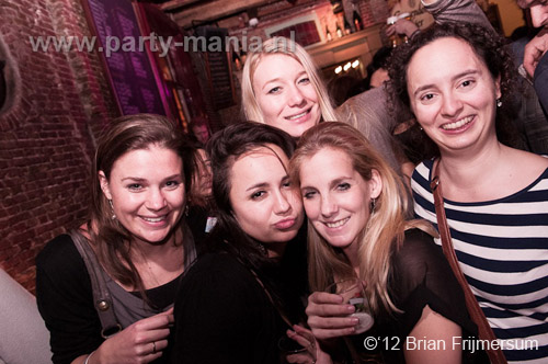 120302_040_rootz_denhaag_partymania