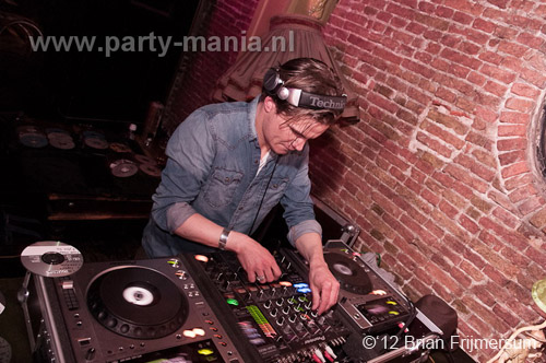 120302_044_rootz_denhaag_partymania