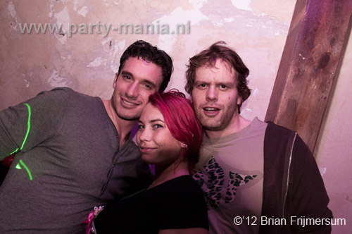 120302_050_rootz_denhaag_partymania