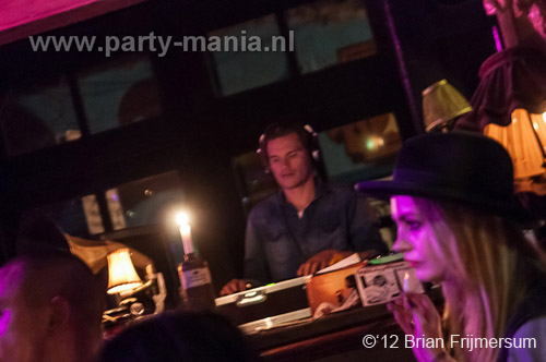 120302_091_rootz_denhaag_partymania
