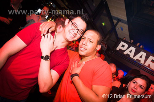 120303_007_bigroomlovers_paard_partymania