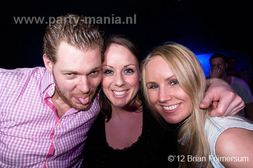 120303_055_bigroomlovers_paard_partymania