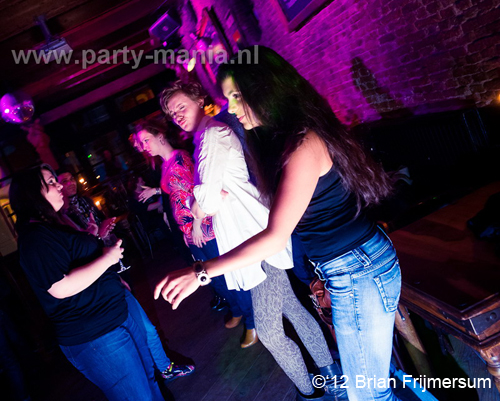 120323_01_the_bink_drink_afterparty_rootz_partymania_denhaag