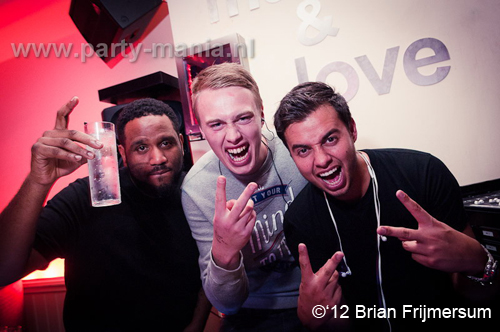 120406_068_kapsones_flair_partymania_denhaag