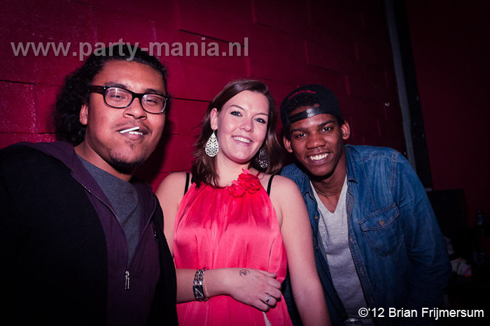 120420_001_happinezz_club_seven_partymania_denhaag