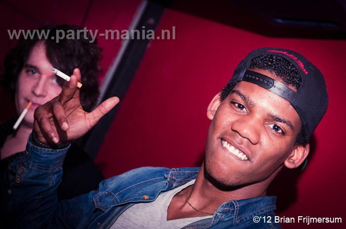 120420_002_happinezz_club_seven_partymania_denhaag