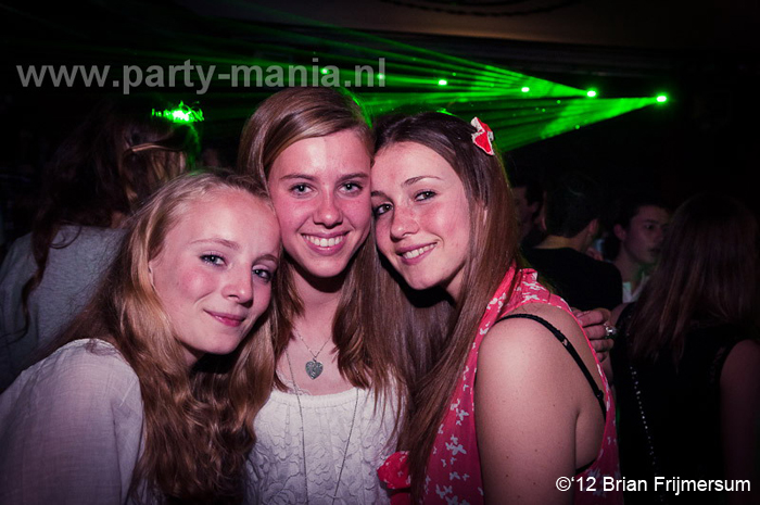 120420_005_happinezz_club_seven_partymania_denhaag