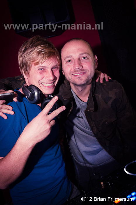 120420_033_happinezz_club_seven_partymania_denhaag