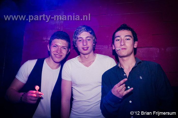 120420_049_happinezz_club_seven_partymania_denhaag