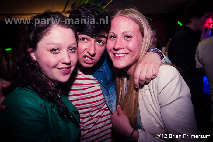 120420_050_happinezz_club_seven_partymania_denhaag