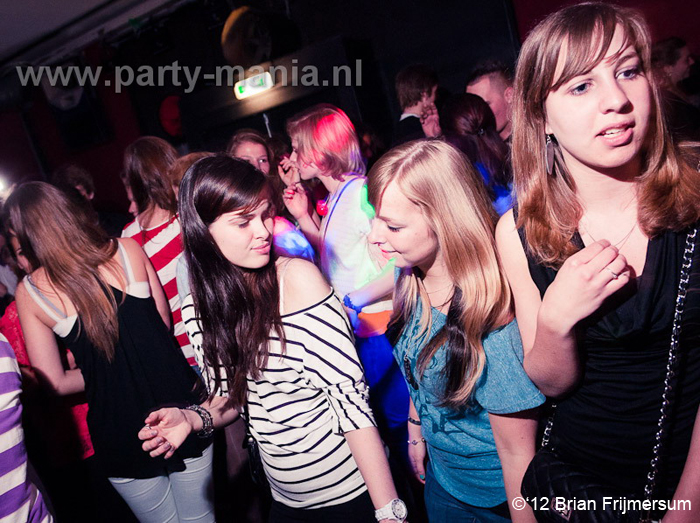 120420_051_happinezz_club_seven_partymania_denhaag